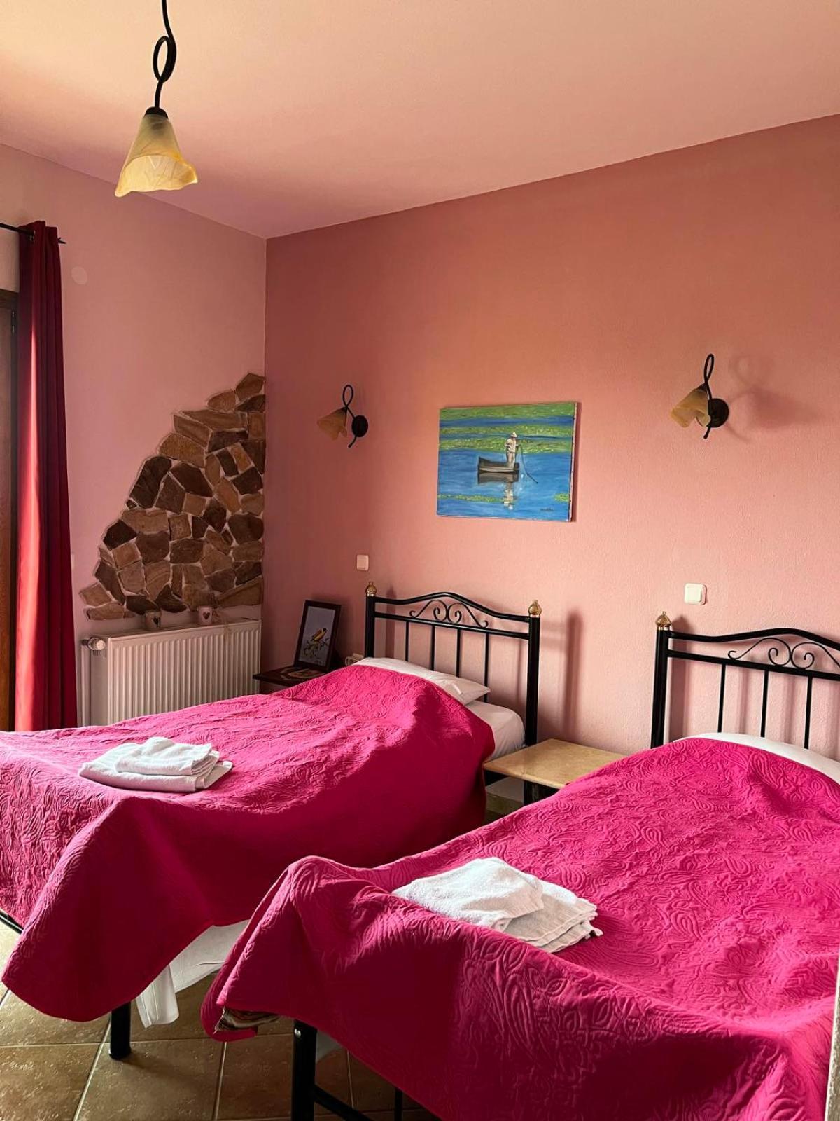 Guesthouse Kerkinitis Lithotopos Екстер'єр фото