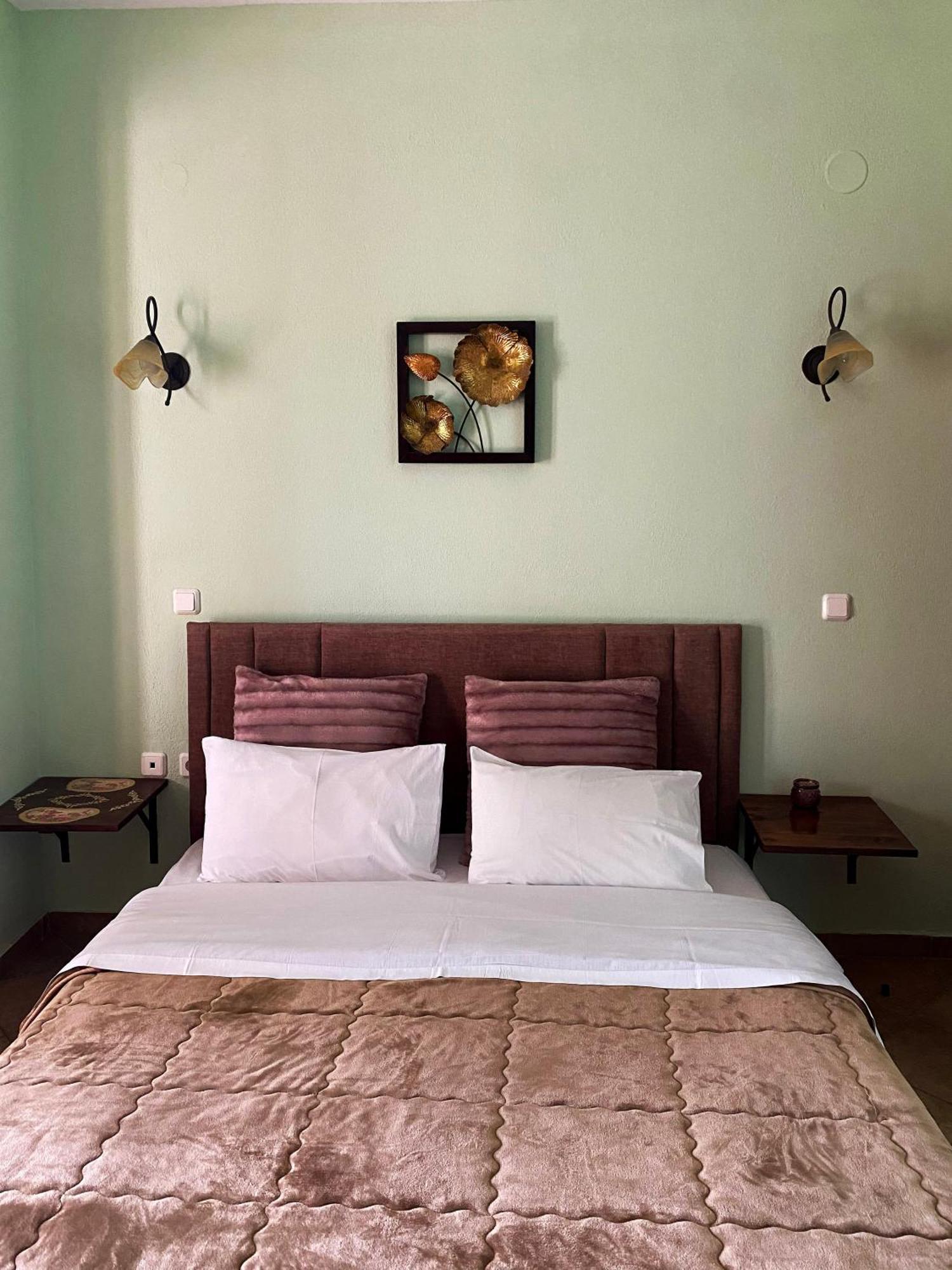 Guesthouse Kerkinitis Lithotopos Екстер'єр фото