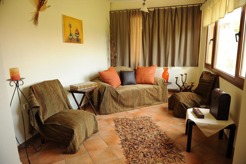 Guesthouse Kerkinitis Lithotopos Екстер'єр фото