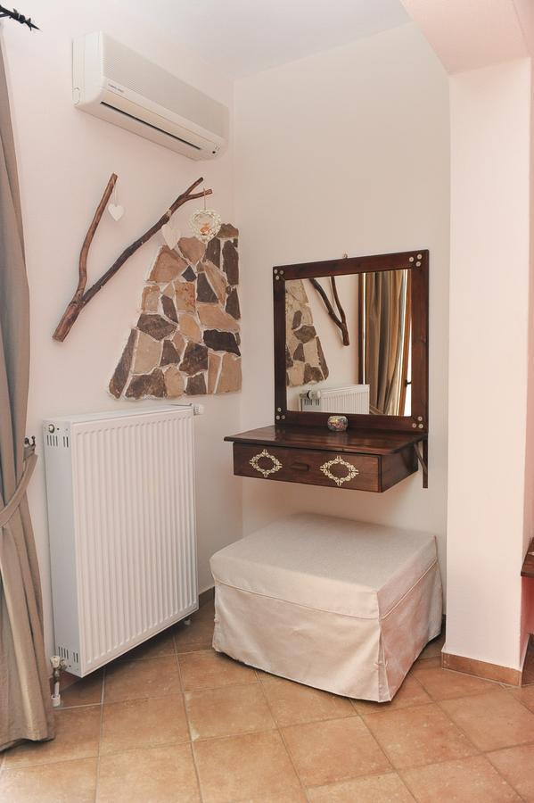Guesthouse Kerkinitis Lithotopos Екстер'єр фото